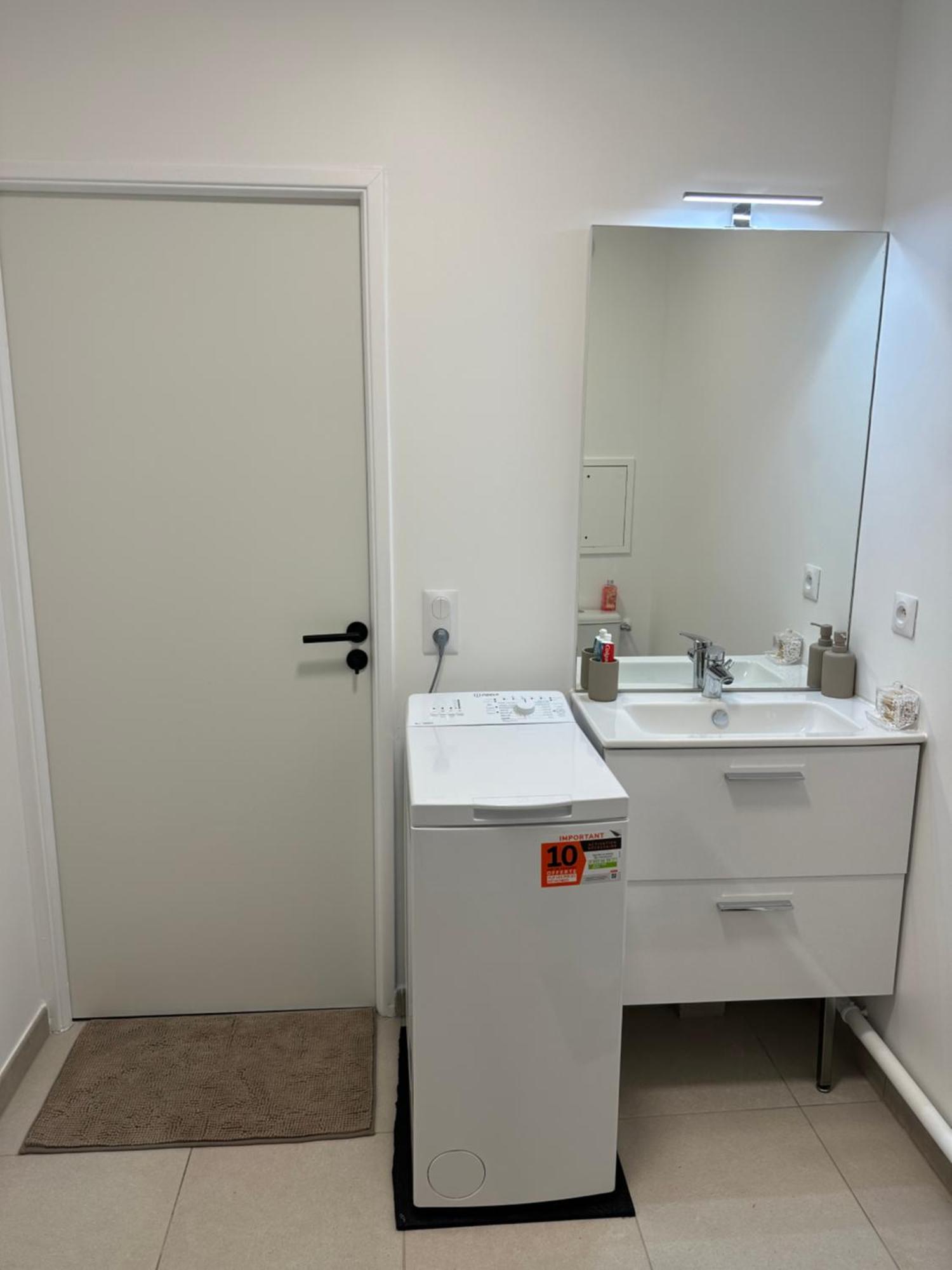 Appartement 2 Pieces Neuf Avec Sont Jardin Prive Франконвил Екстериор снимка